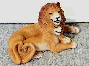 Castagna 0321 Sculpture happy MOTHER LION & content CUB 5x3x3"  1988 Italy - Picture 1 of 9