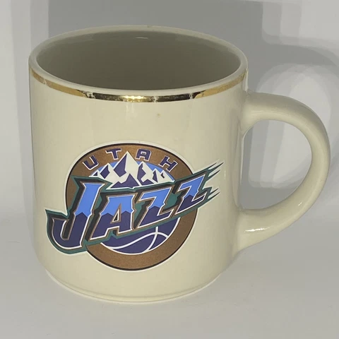 Vintage Utah Jazz Coffee Mug NBA Basketball Gold Rim Linyi MIC Cover