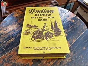 CAJA DE LIBROS, INSTRUCCIONES DE JINETES INDIOS, estilo vintage. Gran regalo de motociclista. Talla 1 - Imagen 1 de 9