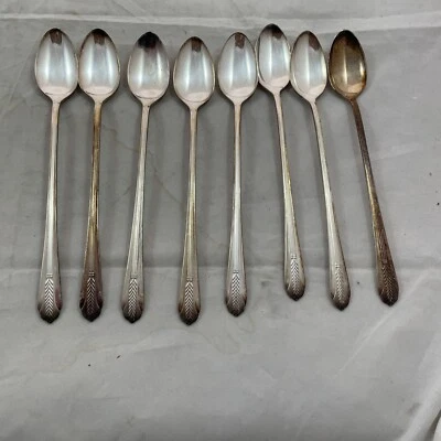 WM Rogers 1939 Allure Wheat Set of 8 ICE Teaspoons Silverplate IS 7.5" Art Deco - Image 1 of 4