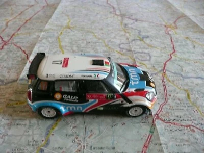  MINI COOPER S 2000 n°17 Rallye du Portugal 2011 IXO 1/43  - Photo 1/4
