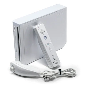 Nintendo Wii Schwarz Konsole Bundle mit 2 Controllern, Videokabel & mehr - Bild 1 von 9