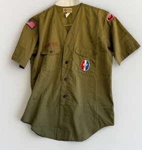 Camicia uniforme BSA ufficiale verde oliva manica corta scollo a V 14 reg. CR-110 - Foto 1 di 10