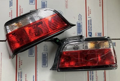 Pair 1992-1999 BMW E36 318i 325i 328i 2-Door Tail Brake Light Reverse Lamps Red - Image 1 of 4