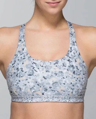 SUJETADOR DEPORTIVO LULULEMON TOP FLOR PLATA CUCHARA GRIS ESPALDA DEPORTIVA FITNESS 4 A001090 Foto 1 de 4