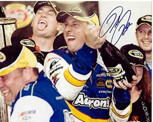 AUTOGRAPHED 2009 David Reutimann #00 Aaron's Racing CHARLOTTE WIN (Victory Lane) - Picture 1 of 1
