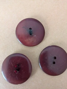 3 x Vintage Retro Button - 2 hole 32mm Purple - Picture 1 of 1