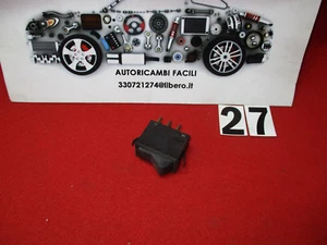 INTERRUTTORE FRECCE EMERGENZA FORD TAUNUS FIESTA USATO - Picture 1 of 3