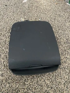 2003-2005 Subaru Forester Storage Console Bezel Cubby Trim With Dash Clock - Picture 1 of 4