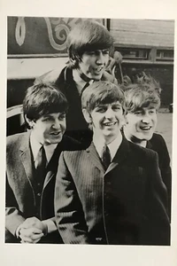 PUBLICITY PHOTOGRAPH - from A HARD DAY'S NIGHT (b) (1964) - THE BEATLES - Picture 1 of 1
