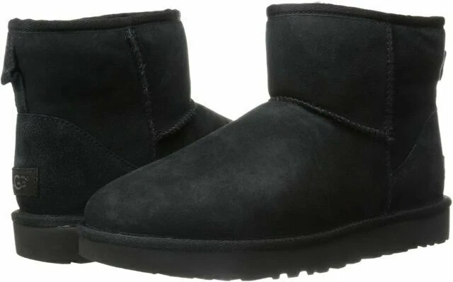 UGG Classic Mini II Winter Boots for Men, Size US 8 - Black
