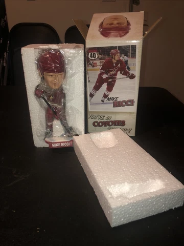 Mike Ricci Phoenix Coyotes Bobble Head 2006 NHL NIB Cover