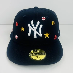 RARE NEW ERA 59Fifty New York Yankees  MLB Sleigh / Holly 2022 Size 7 1/2 - Picture 1 of 6