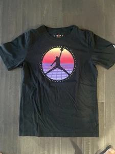 Nike Air Jordan Shirt Jungen Kurzarm T-Shirt SCHWARZ Größe XL - Bild 1 von 4