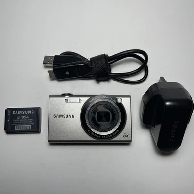 Cámara digital Samsung SH100 14,2 MP compacta con pantalla táctil probada + cargador, batería Foto 1 de 4
