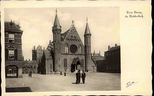 Den Haag  ’s-Gravenhage Niederlande s/w AK ~1940 Ridderhof Binnenhof ungelaufen - Picture 1 of 2