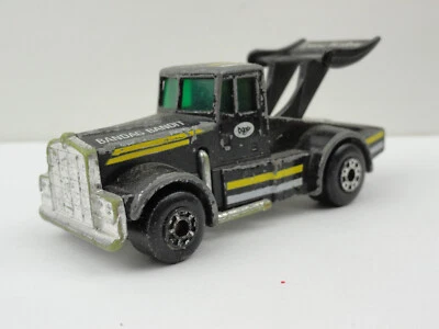 Matchbox #65 Kenworth Bandag Bandit (Black Tyrone Malone, Macau) - w/ WEAR - Изображение 1 из 4