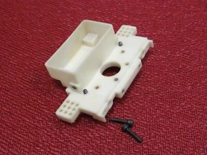 Vintage Team Associated RC10T RC10 Buggy Rear Bulkhead (White). #0296 - Picture 1 of 8