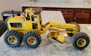 Vintage Tonka Road Grader MR-970 Pressed Metal Yellow Toy Made in the USA 17" - Picture 1 of 12