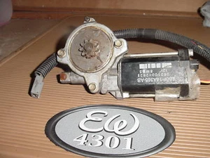 1988 89 90 91 1994 CONTINENTAL LEFT REAR Window Motor - Picture 1 of 3