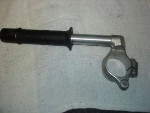 Suzuki GSXR 750 SRAD 1999 manillar izquierdo clip en OEM - Imagen 1 de 1