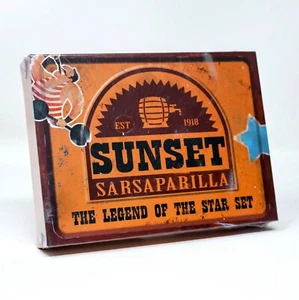 Fallout Sunset Sarsaparilla Limited Edition Premium Box Set Halskette Abzeichen Karte - Bild 1 von 5