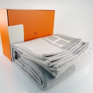 Hermes Blanket Avalon III ecrú gris clair Brand new - Imagen 1 de 7