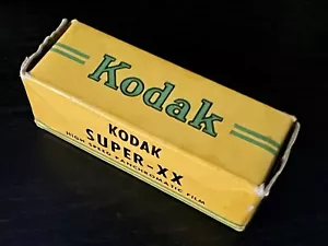 Rare Vintage film KODAK SUPER - XX 620 EXPIRED JUN 1952 LOMOGRAPHY. Panchromatic - Picture 1 of 7