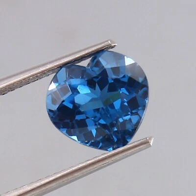 Piedra preciosa suelta de turmalina azul transparente natural impecable corte corazón 2,90 quilates Foto 1 de 4
