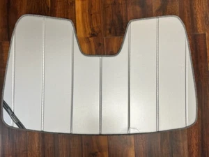Used Silver CoverCraft Folding Sun Shade for Chrysler 200 2015-2017 UV11365SV U - Picture 1 of 20