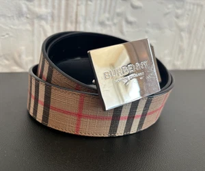 Cinturón Burberry Reversible Placa Hebilla Londres Talla 44/110 Cuadros/Negro - Imagen 1 de 9