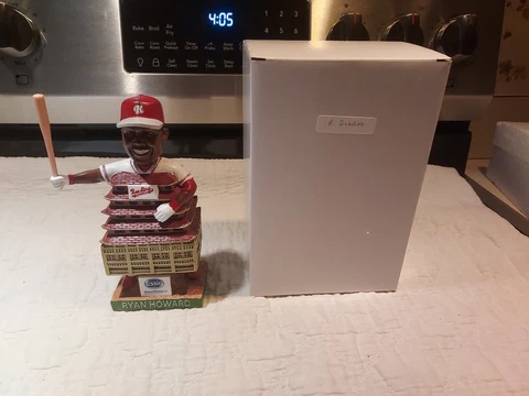 Ryan Howard Reading Phillies Fightin Phils Bobblehead SGA new in box Cover