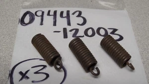 NOS Suzuki Spring 67 T125 70-72 TS90 70 TC90 75-77 TS75 Honcho 09443-12003 QTY3 - Picture 1 of 2