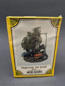 Woodland Scenics escala HO mini-escena tractor parada en box nuevo en caja sellada - Imagen 1 de 4