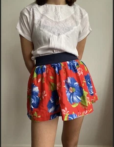 HOLLISTER Red & Blue Floral Micro Mini Skirt Lined Summer Hawaiian Holidays S - Picture 1 of 7