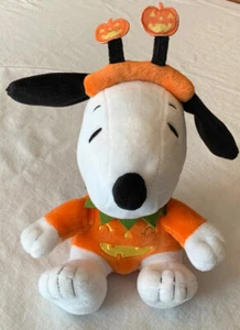 Snoopy Halloween 7” Plush Pumpkin Costume Hallmark New - Picture 1 of 5