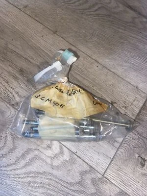 Honda CM450E 1983 OEM cárter motor cárter pernos Foto 1 de 3