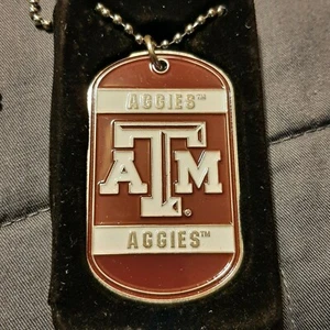 Collar con etiqueta de cuello con licencia oficial TEXAS A&M AGGIES - Imagen 1 de 3