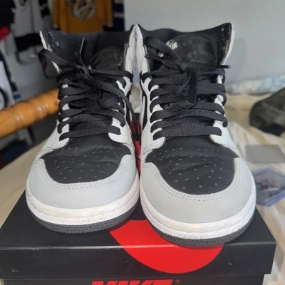 Tamanho 9.5 - Jordan 1 retrô OG High Shadow 2.0 - Imagem 1 de 4