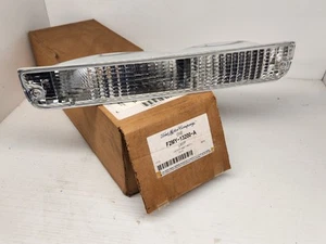 NOS OEM 1992-1994 Mercury Grand Marquis NEW Right Park Lamp Turn Signal Light - Bild 1 von 17