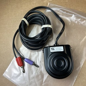 Compact 491-S Foot Switch with Banana Plugs, 10A, 125-250 VAC - Picture 1 of 10