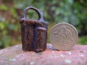 Antique Small Padlock No Key Rust Unique Rare Bronze Collector Medieval Art 0619 - Picture 1 of 7