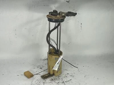 Used Fuel Pump fits: 2001 Gmc Sierra 1500 pickup Pump Assembly 2 electrical plug - Imagem 1 de 4
