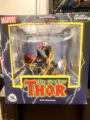 Diamond Comics Marvel Gallery the Mighty Thor PVC Statue NIB (slight box damage) - Image 1 of 4