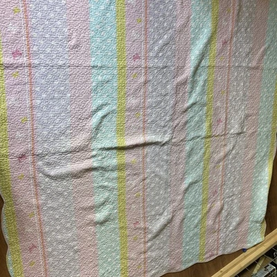 Edredón reversible Pottery Barn Kids doble/individual 76 X 78 rosa floral habitación de niñas Foto 1 de 4