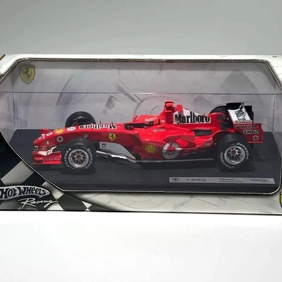 Hot Wheels Ferrari F2005 Michael Schumacher 1/18 Marlboro decalcomania... - Immagine 1 di 4
