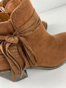 Women's Brown Short Ankle Boots by Arizona Jean Co.Size 5.5M - Picture 1 of 10