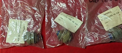 AMPHENOL INDUSTRIAL MILSPEC CONNECTORS 97-36106-10SL-4S-438 (LOT OF 3) - Image 1 of 4