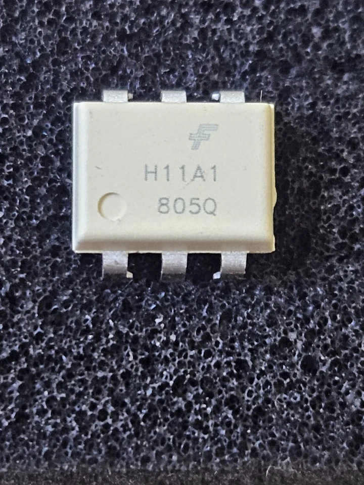 LOTE DE 12 PIEZAS H11A1 FAIRCHILD IC Fototransistor Optoacoplador 6PDIP.  Foto 1 de 1