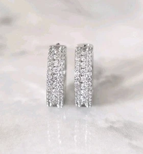 🌟Stunning Silver-Tone Pave Hoop Earrings – Elegant Sparkle & Timeless Design🌟 - Picture 1 of 2
